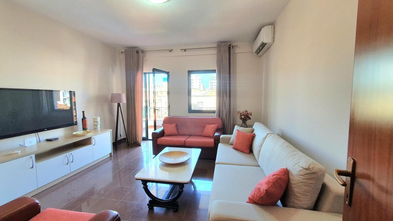 Star Apartment Тирана Экстерьер фото
