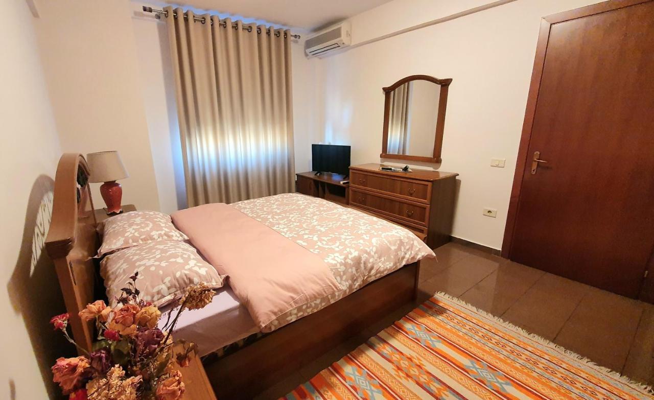 Star Apartment Тирана Экстерьер фото
